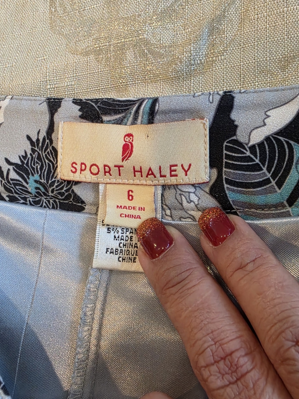 Sport Haley Women's Silver Floral Lined Shorts - Size 6